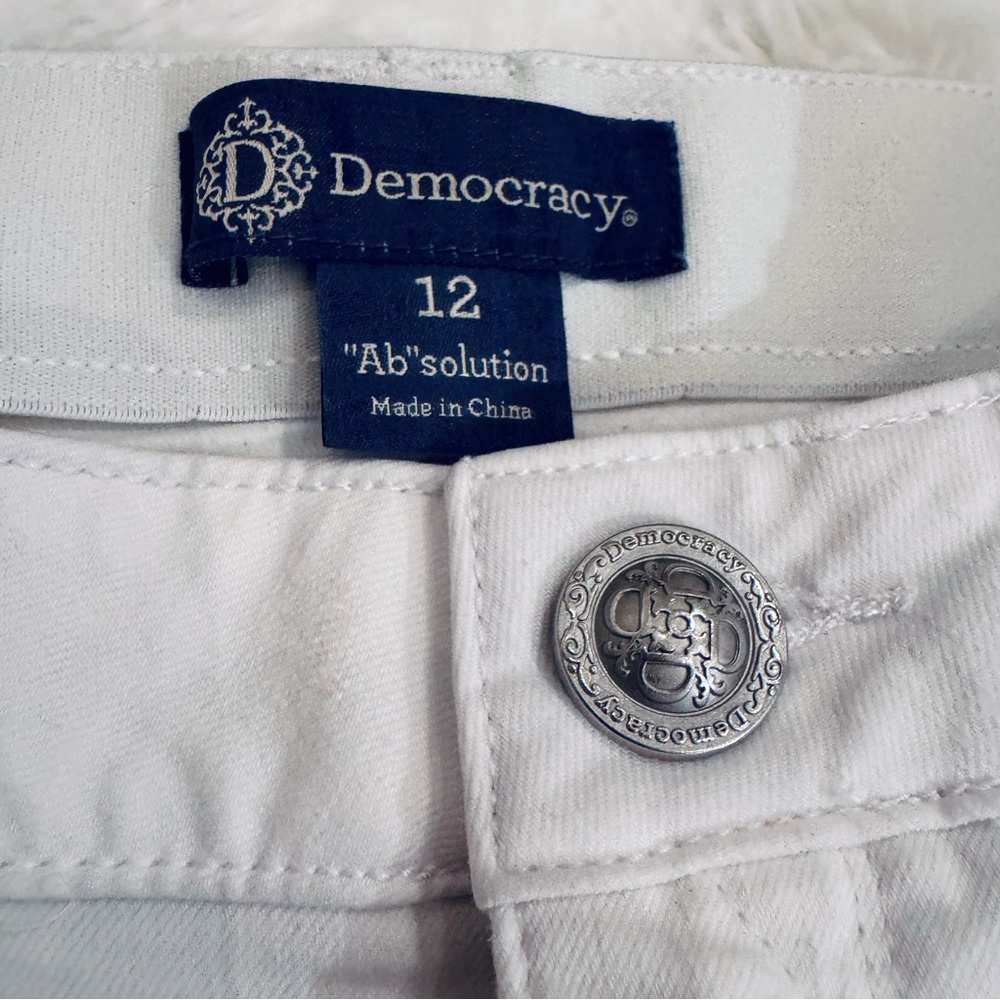 Democracy “Ab”solution White Straight Leg Jeans Sz 12 - Picture 7 of 7